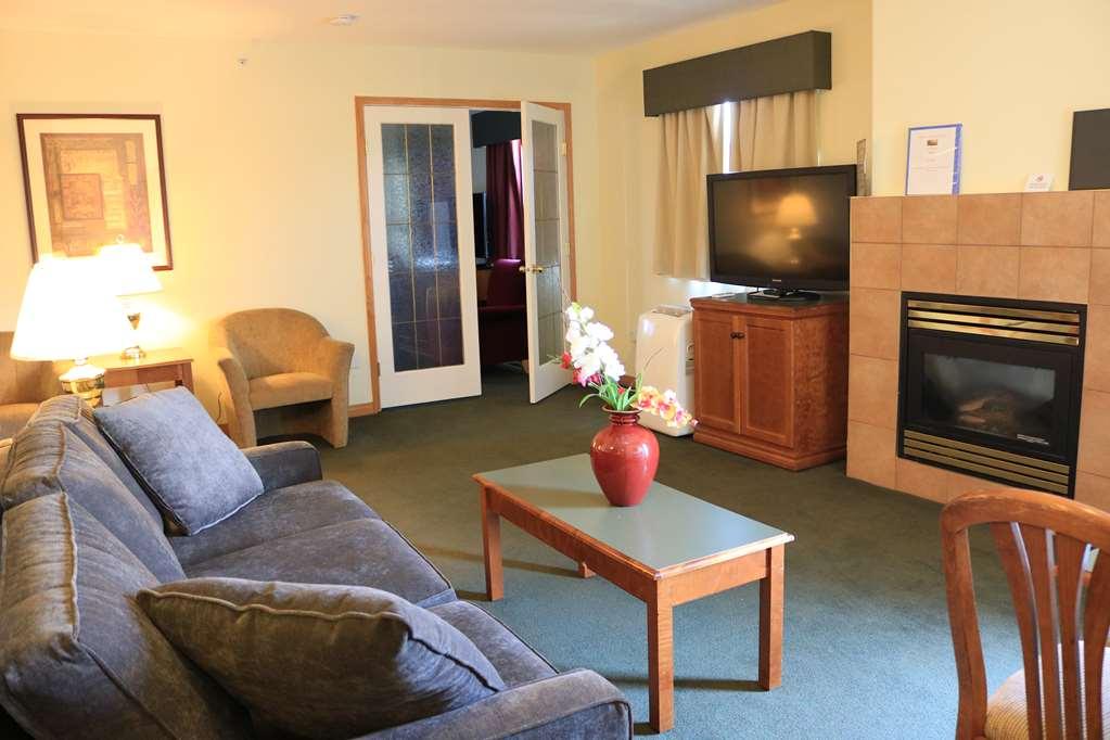 Nomad Hotel & Suites Fort Mcmurray Camera foto